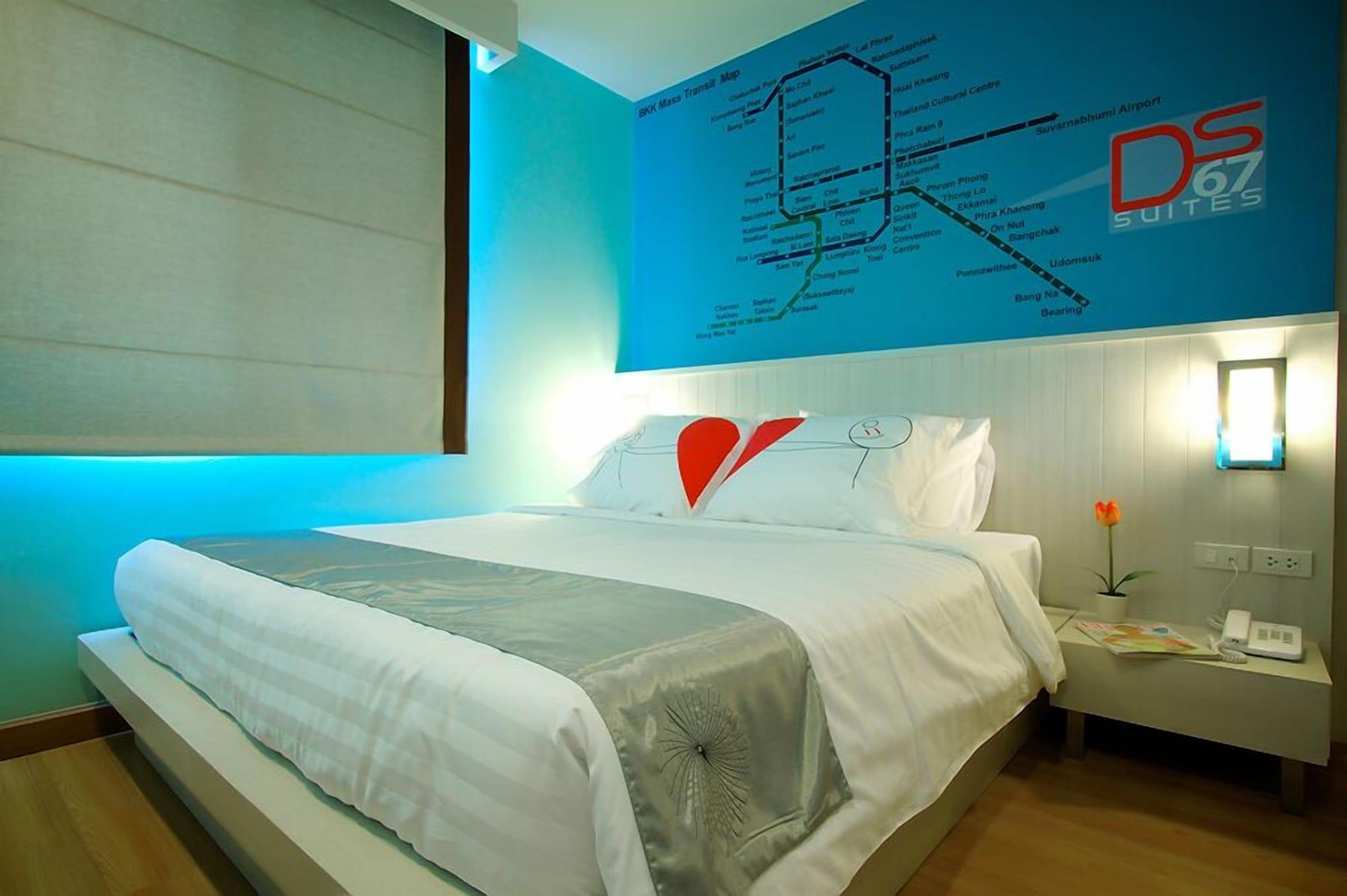 Ds67 Suites Bangkok Esterno foto